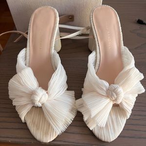Loeffler Randall Camellia Sandals Ivory size 8